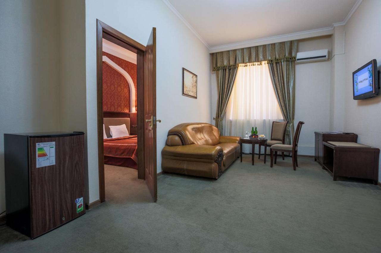 Avicenna Hotel Buxoro Ngoại thất bức ảnh