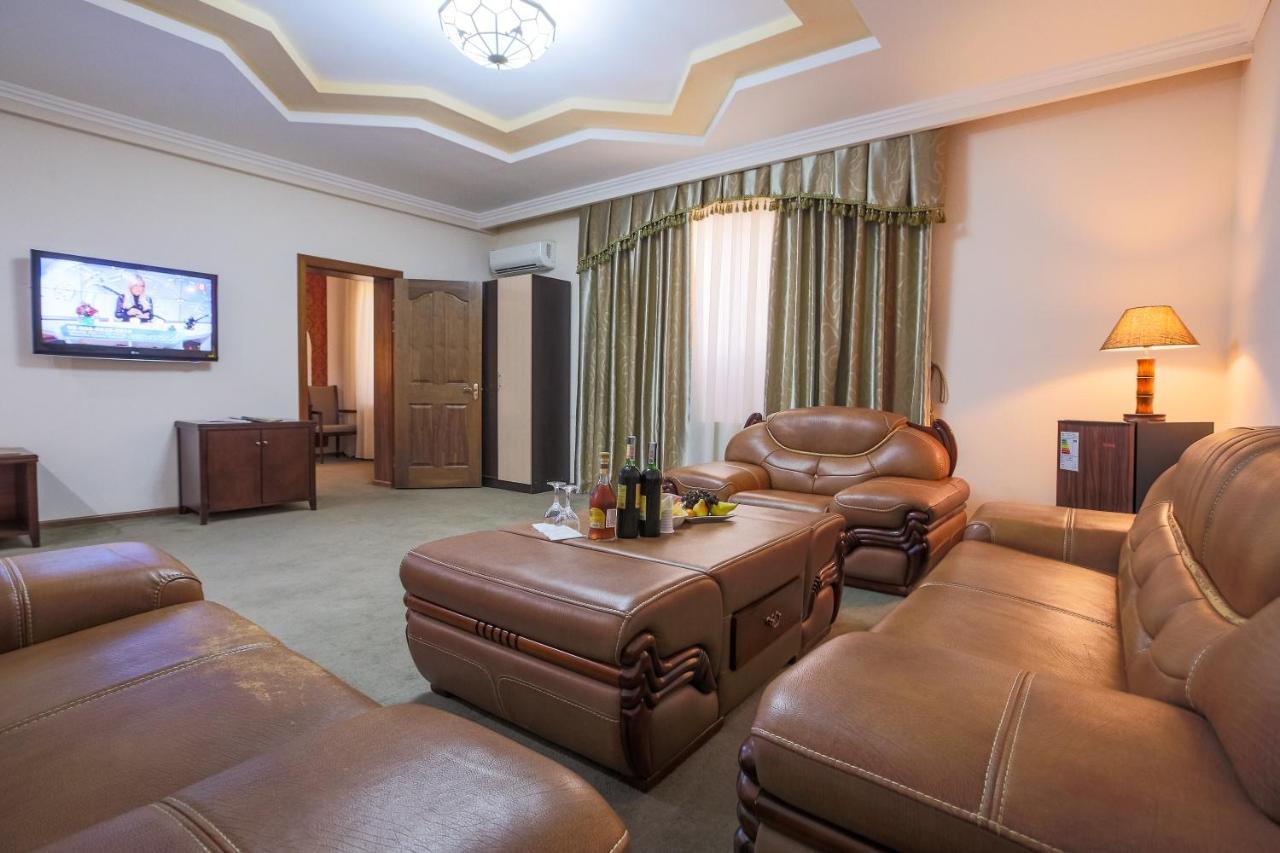 Avicenna Hotel Buxoro Ngoại thất bức ảnh