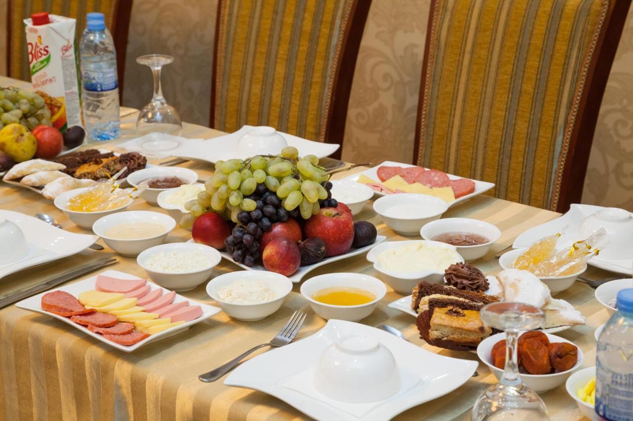 Avicenna Hotel Buxoro Ngoại thất bức ảnh