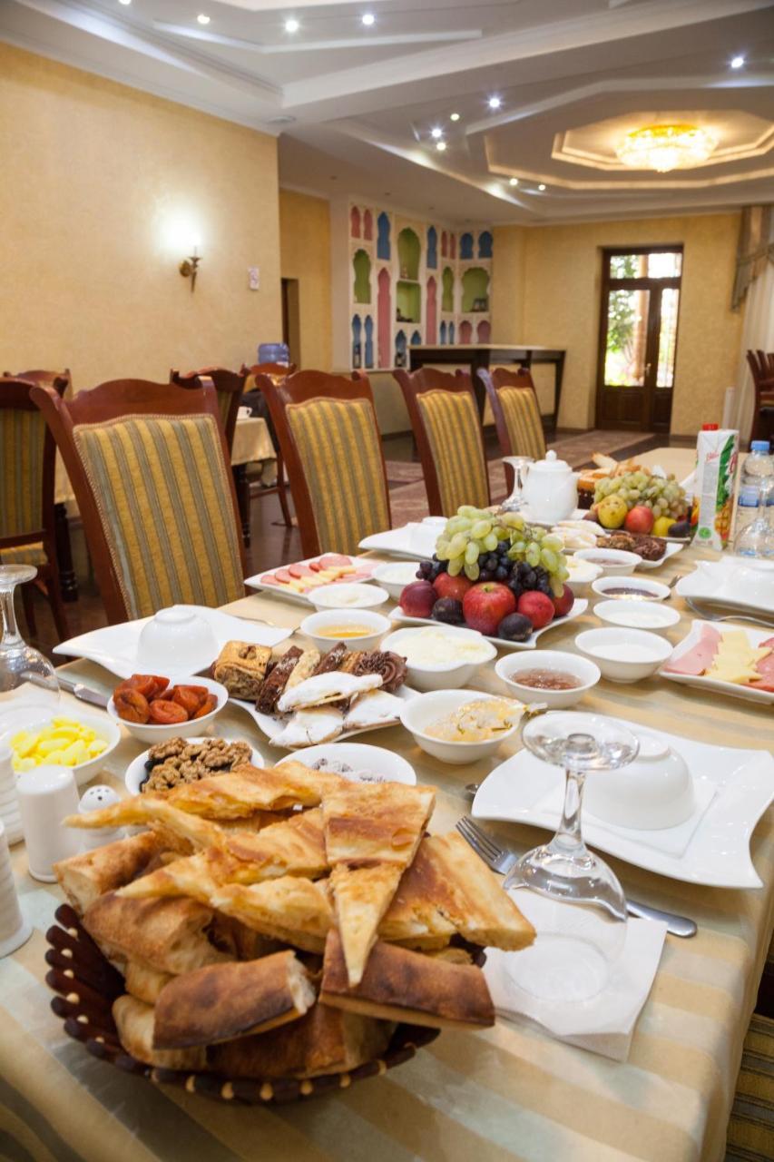 Avicenna Hotel Buxoro Ngoại thất bức ảnh
