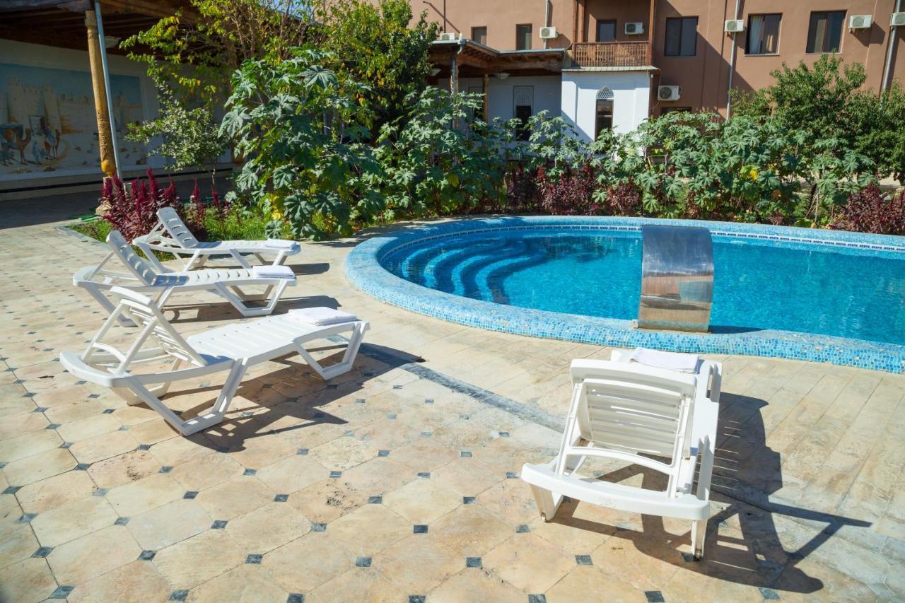 Avicenna Hotel Buxoro Ngoại thất bức ảnh